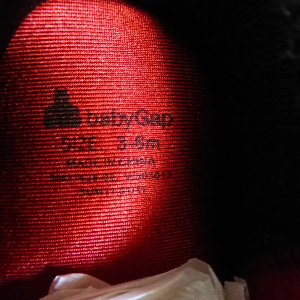 NEW BABY GAP NEOPRENE SURF WALKERS WATER SHOES PIRATE SKULL & CROSSBONES